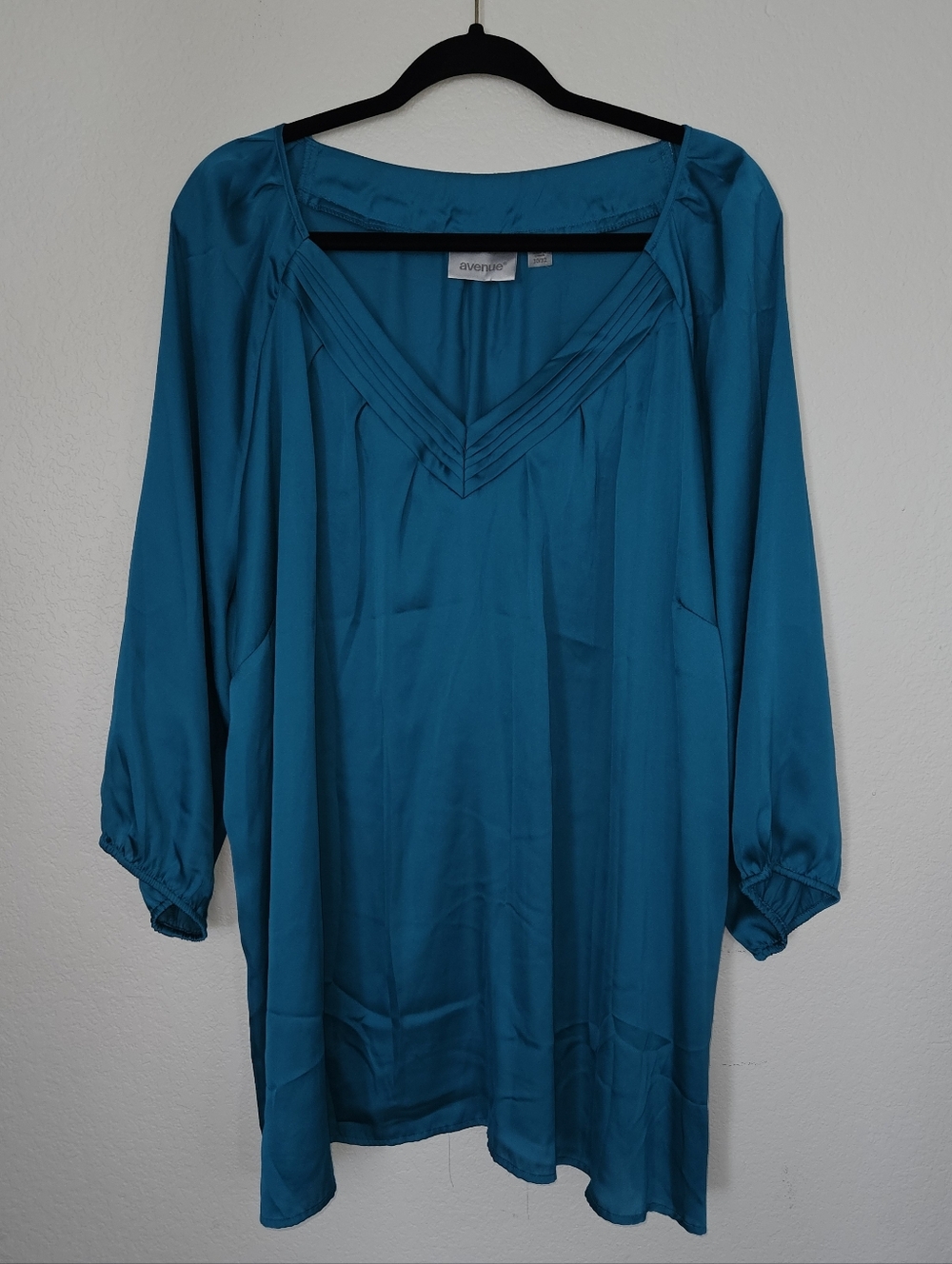 Avenue Satin, Pleated, 3/4 Sleeve Women's Blouse